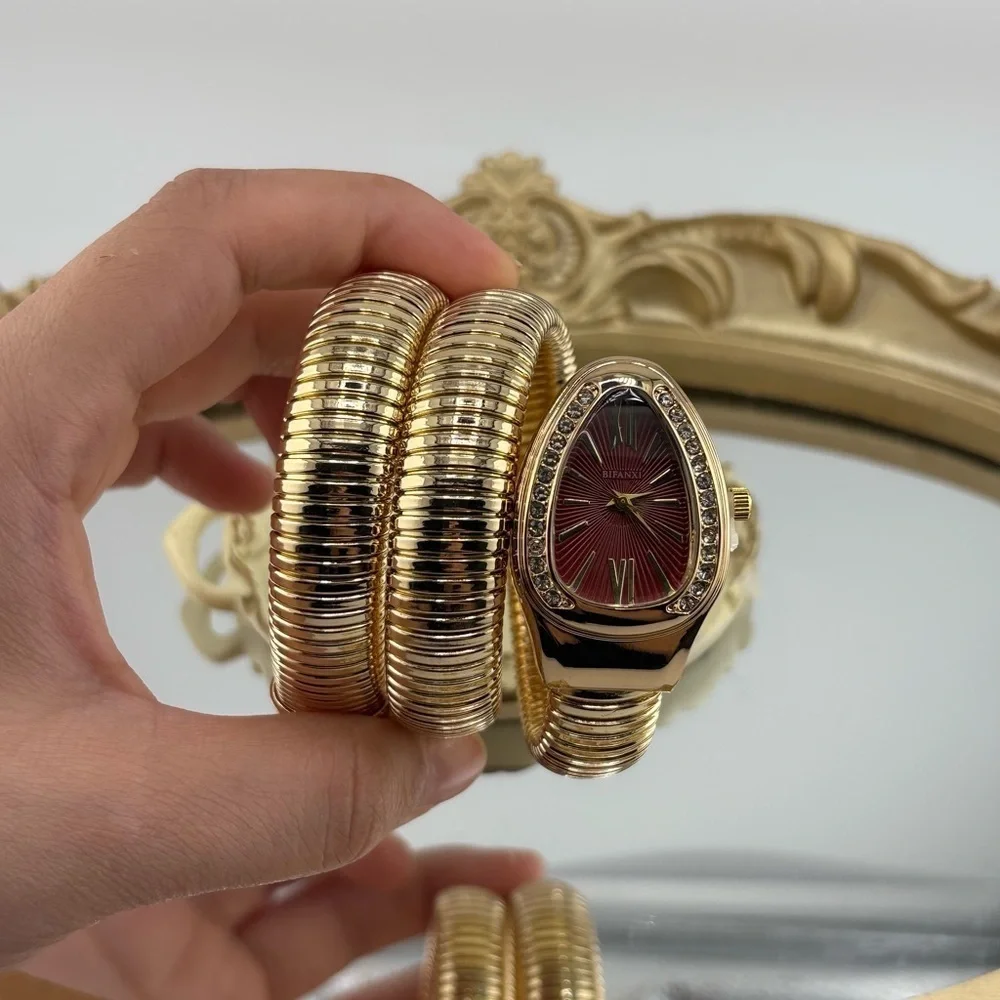 Anthropologie elegant serpentine